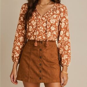 Hollister faux suede button front mini skirt ❤️
